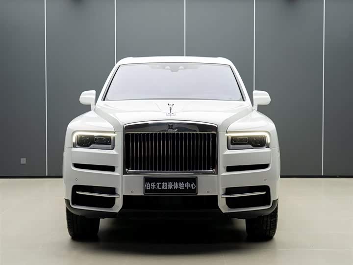 Фото 3 - Rolls-Royce Cullinan