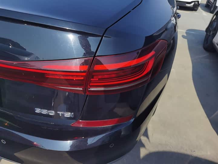 Фото 8 - Volkswagen Passat