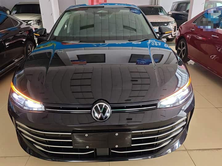 Фото 3 - Volkswagen Passat