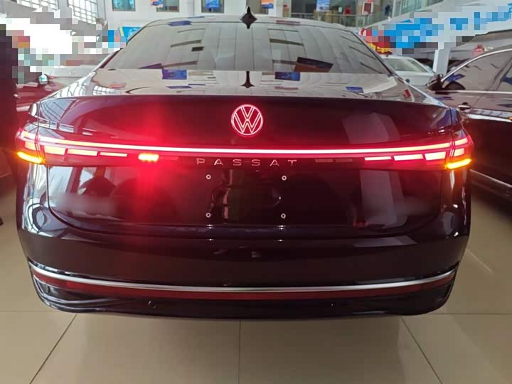 Фото 6 - Volkswagen Passat