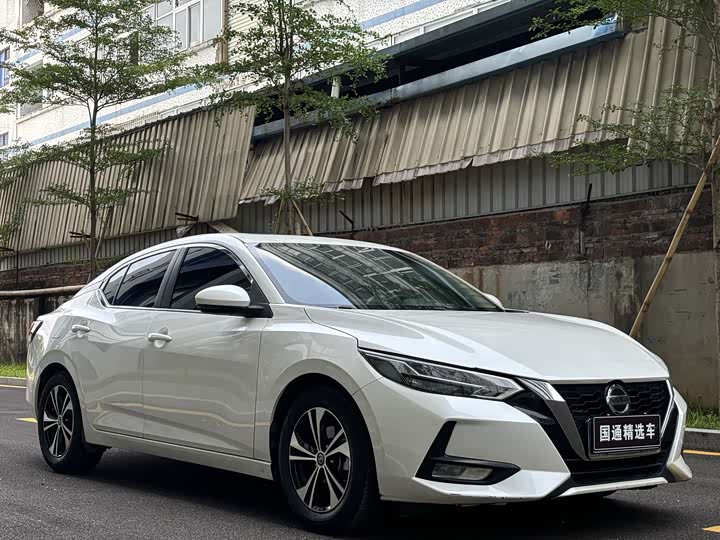 Фото 3 - Nissan Sylphy