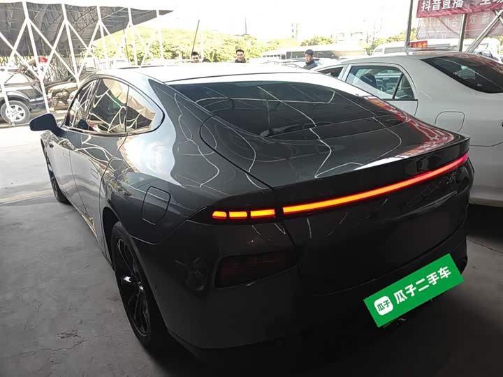 Фото 5 - XPeng P7