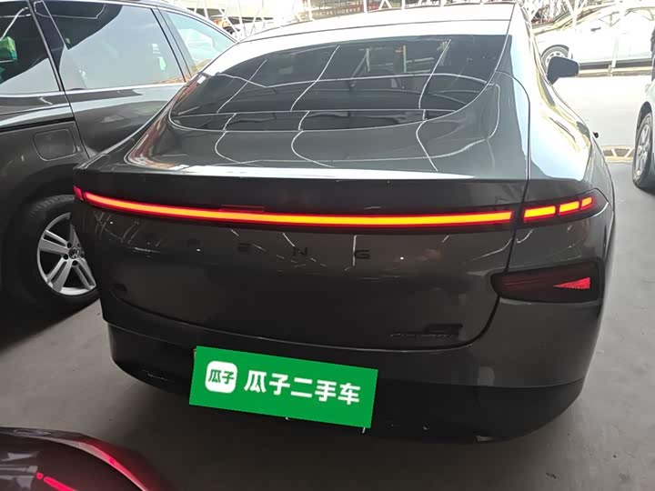 Фото 6 - XPeng P7