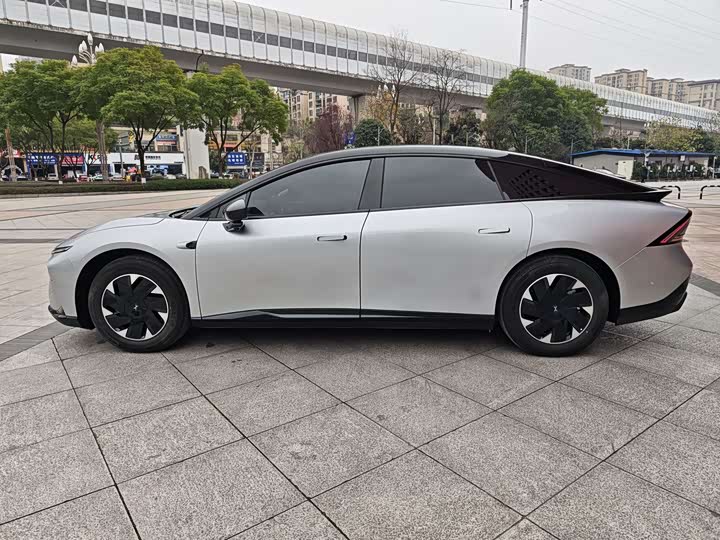 Фото 7 - XPeng F57