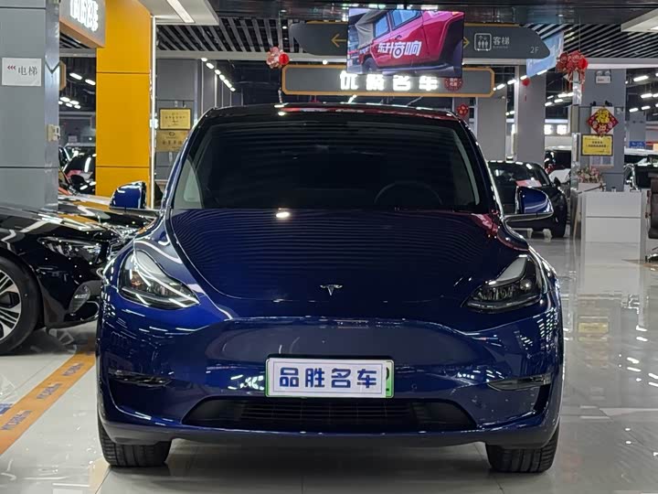 Фото 2 - Tesla Model Y