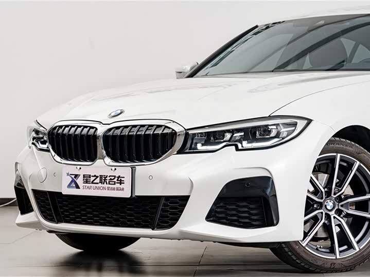 Фото 3 - BMW 3 Series