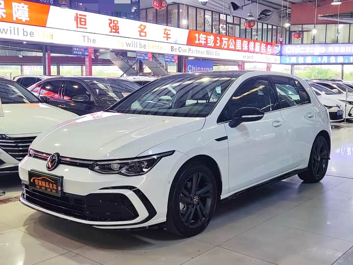 Фото 8 - Volkswagen Golf