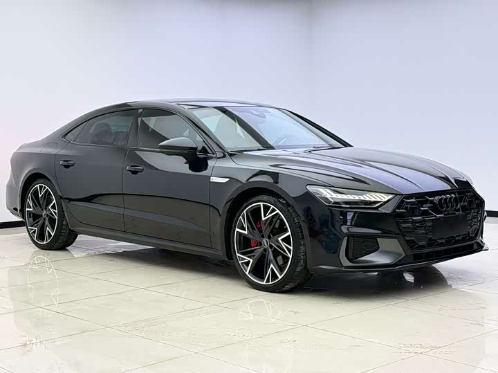 Фото 4 - Audi A7L
