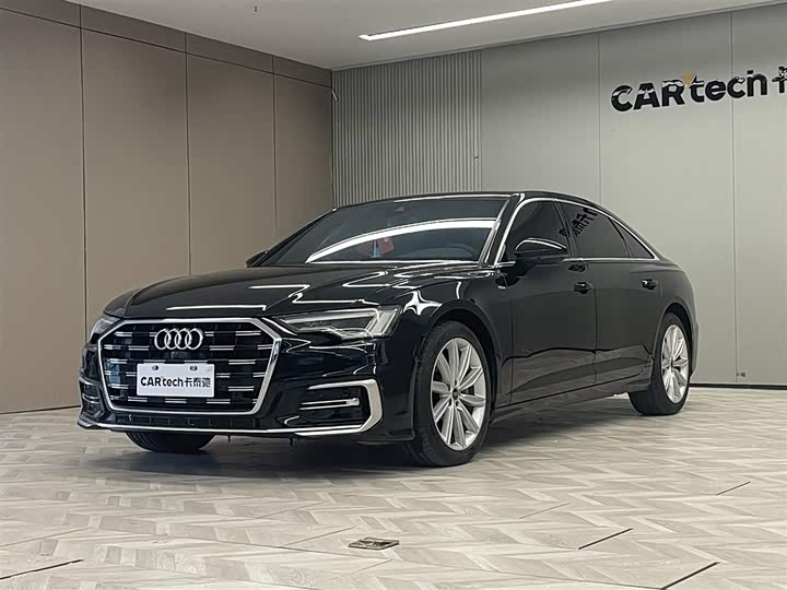 Фото 1 - Audi A6L