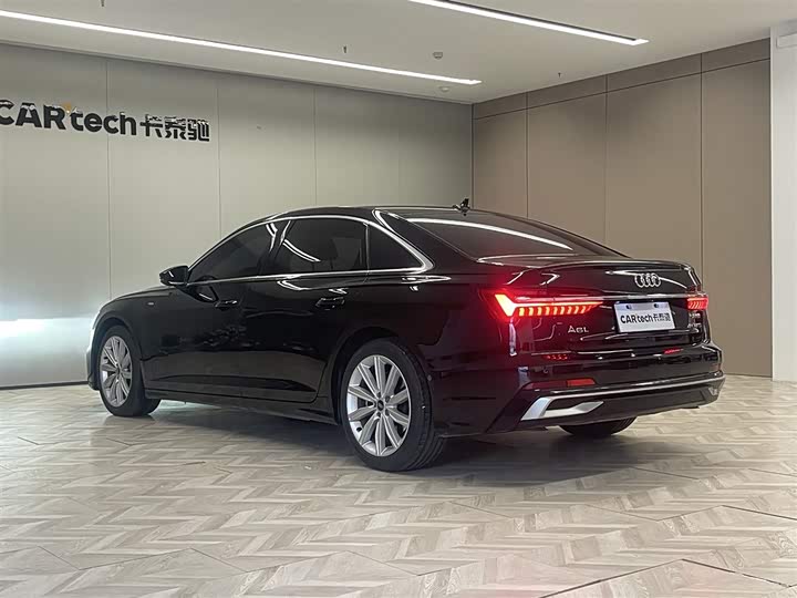 Фото 7 - Audi A6L