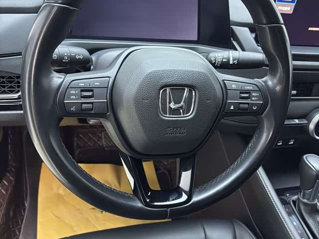 Фото 5 - Honda Inspire