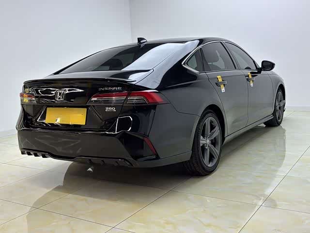 Фото 6 - Honda Inspire