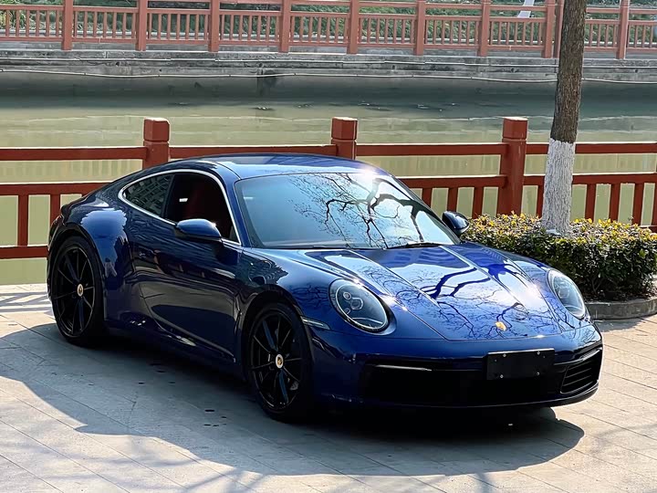 Фото 4 - Porsche 911