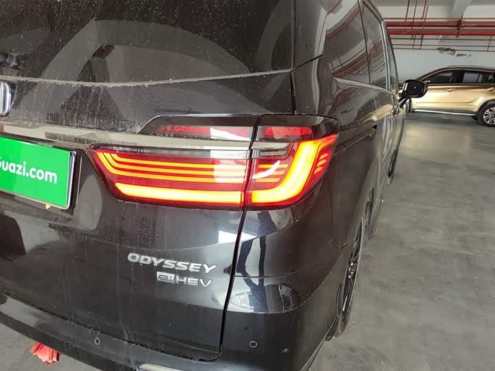 Фото 8 - Honda Odyssey