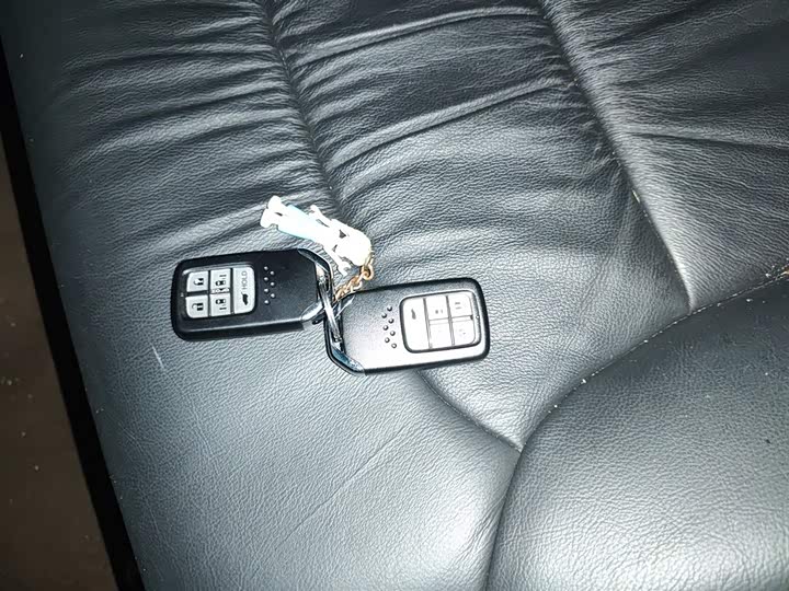 Фото 9 - Honda Odyssey