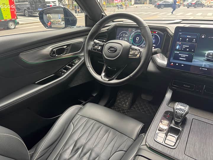 Фото 9 - GAC Trumpchi GS8