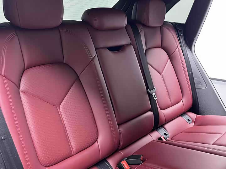 Фото 8 - Porsche Macan