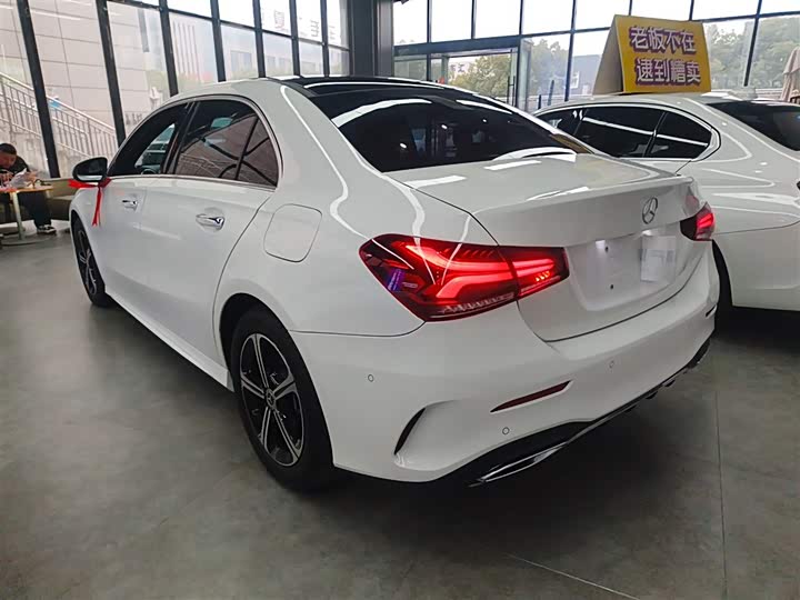 Фото 5 - Mercedes-Benz A-Class