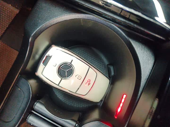 Фото 9 - Mercedes-Benz A-Class