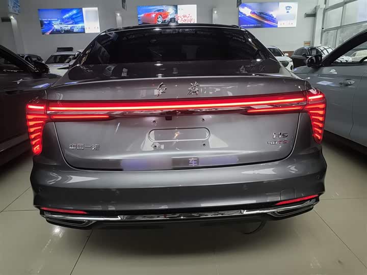 Фото 6 - Hongqi H5