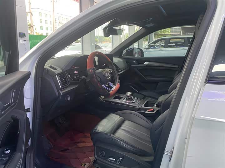 Фото 3 - Audi Q5L