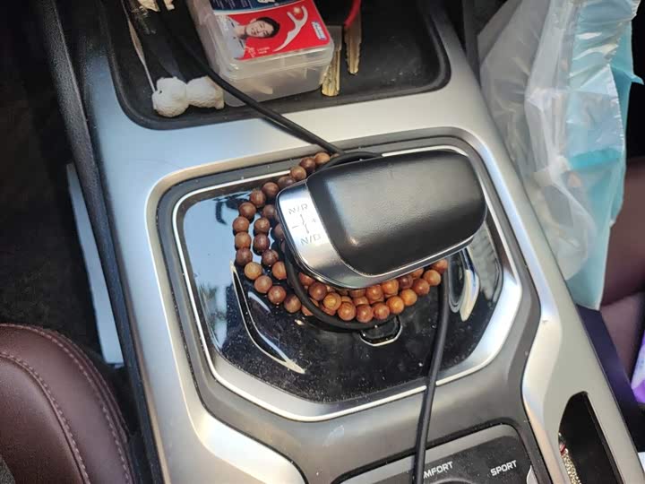 Фото 7 - Geely Okavango