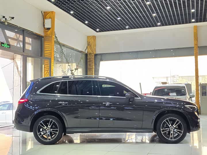 Фото 4 - Mercedes-Benz GLC-Class