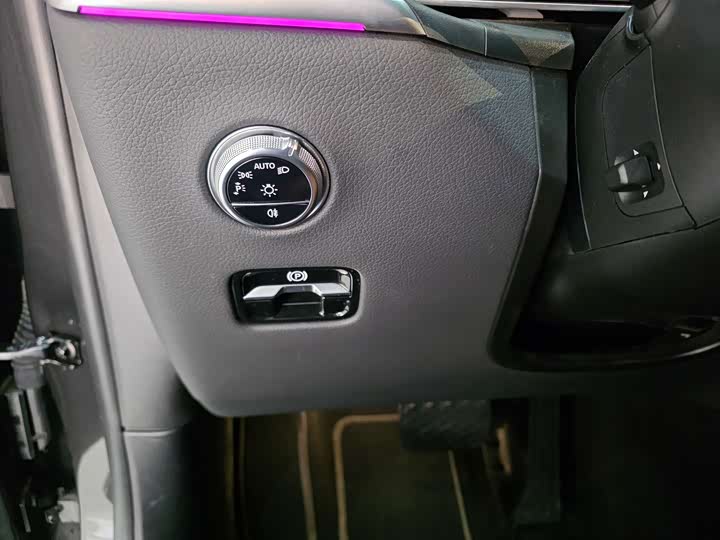 Фото 8 - Mercedes-Benz GLC-Class