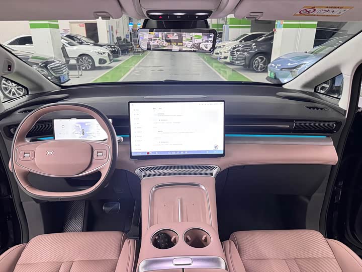 Фото 5 - XPeng X9