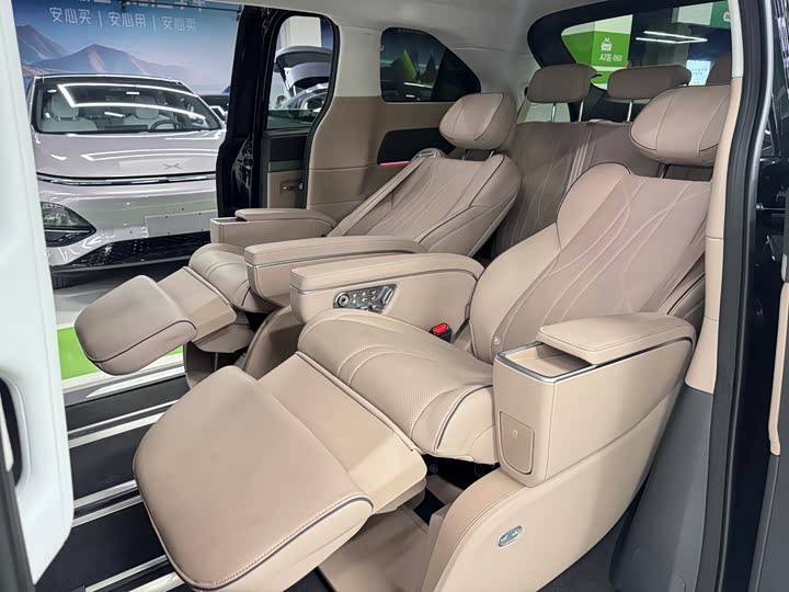 Фото 7 - XPeng X9