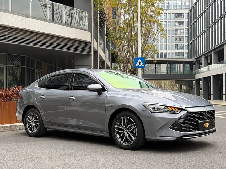 Фото 3 - BYD Qin Plus