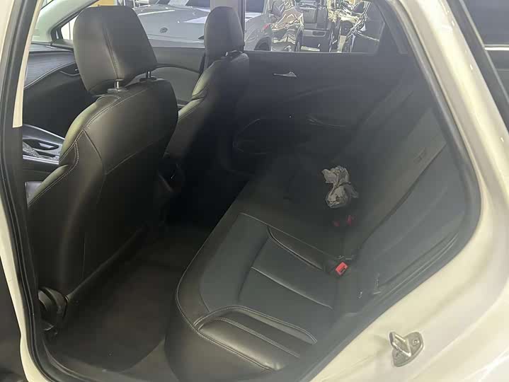 Фото 9 - Buick Velite 6