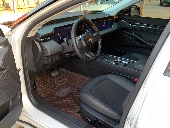 Фото 4 - Ford Mondeo