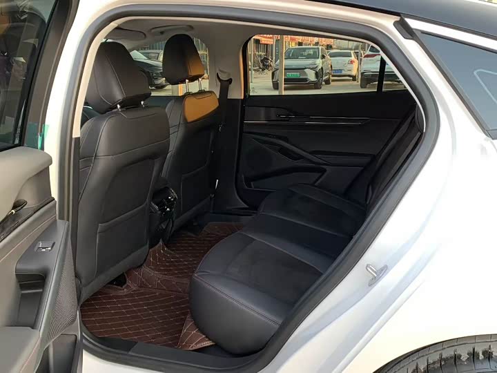 Фото 6 - Ford Mondeo