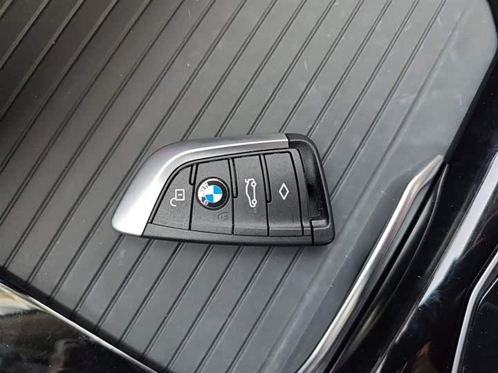 Фото 9 - BMW X3