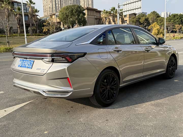 Фото 4 - Dongfeng Aeolus Yixuan Max