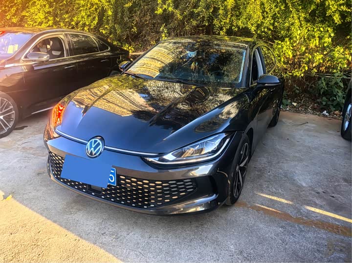 Фото 1 - Volkswagen Lamando L