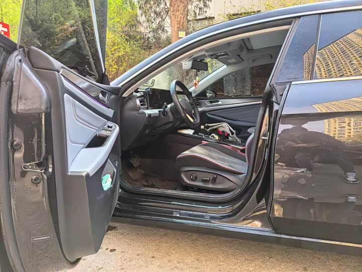 Фото 3 - Volkswagen Lamando L