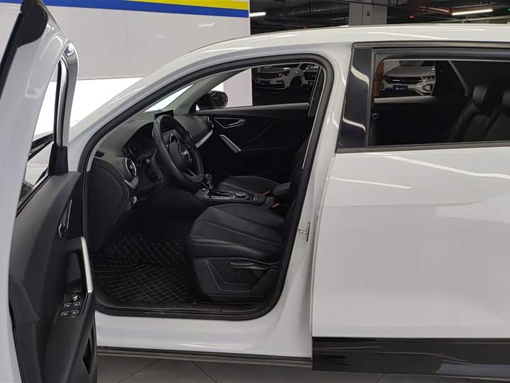 Фото 9 - Audi Q2L