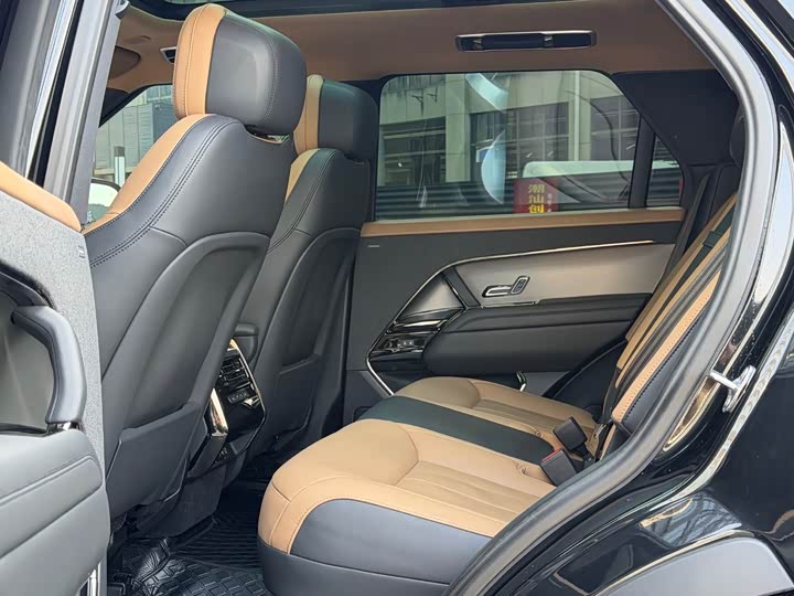 Фото 7 - Land Rover Range Rover Sport