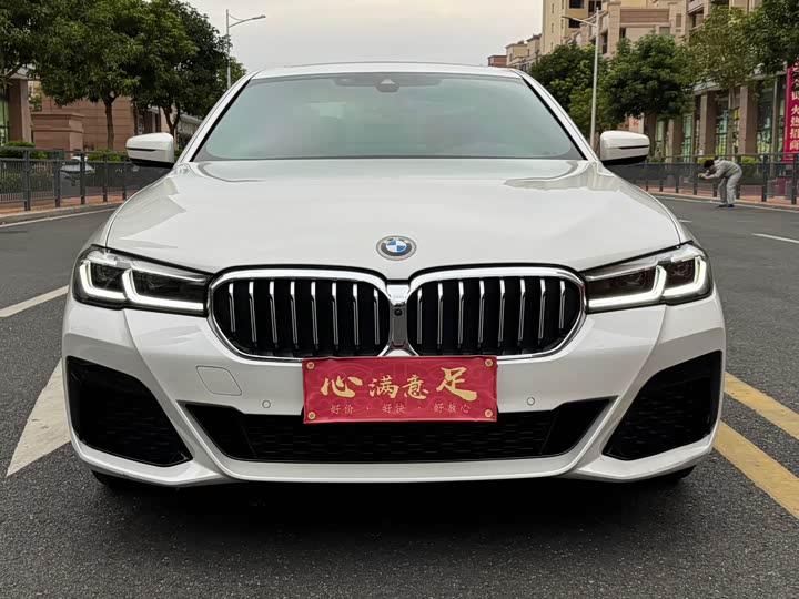 Фото 2 - BMW 5 Series