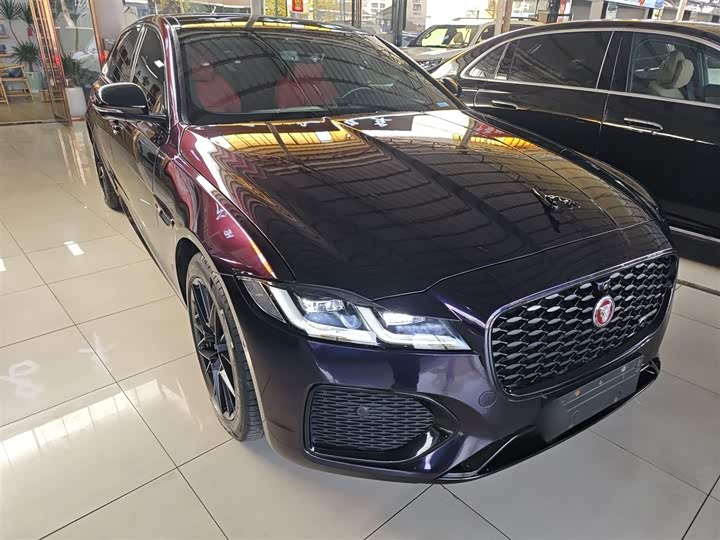 Фото 4 - Jaguar XF L