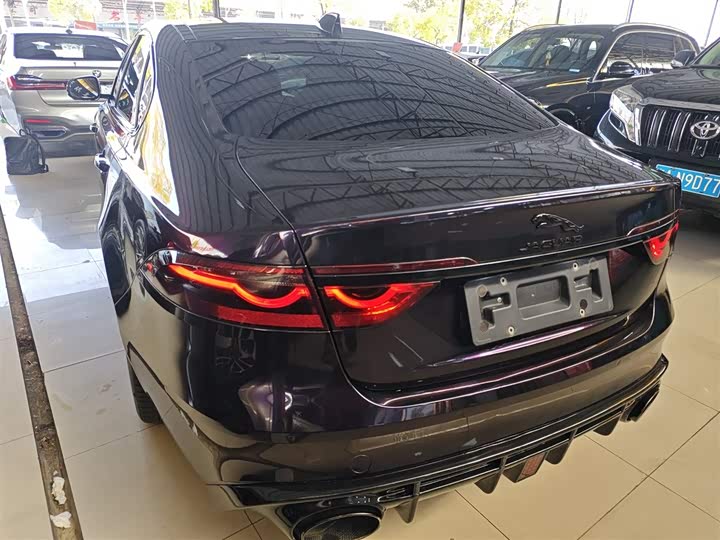 Фото 5 - Jaguar XF L