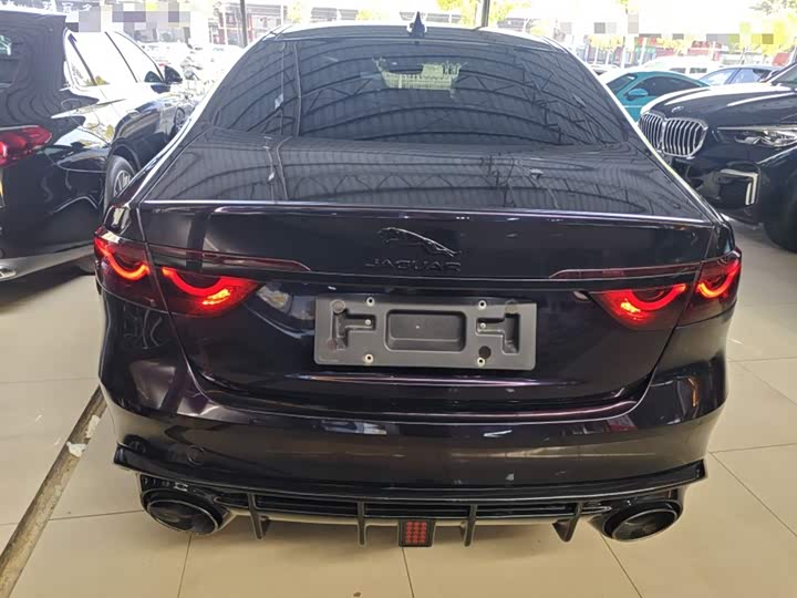 Фото 6 - Jaguar XF L