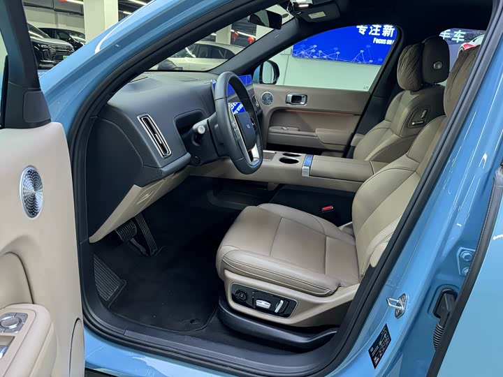 Фото 4 - LiXiang L7