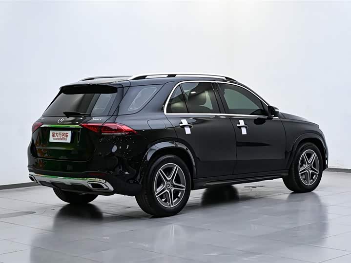 Фото 4 - Mercedes-Benz GLE-Class