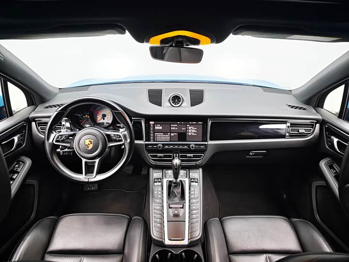Фото 3 - Porsche Macan