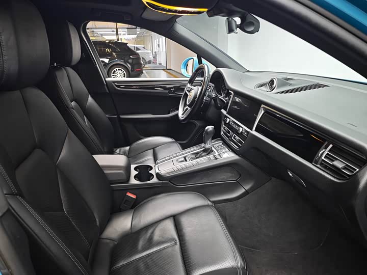 Фото 7 - Porsche Macan