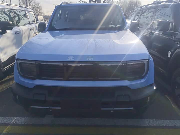 Фото 2 - BAIC Beijing BJ40 Hybrid