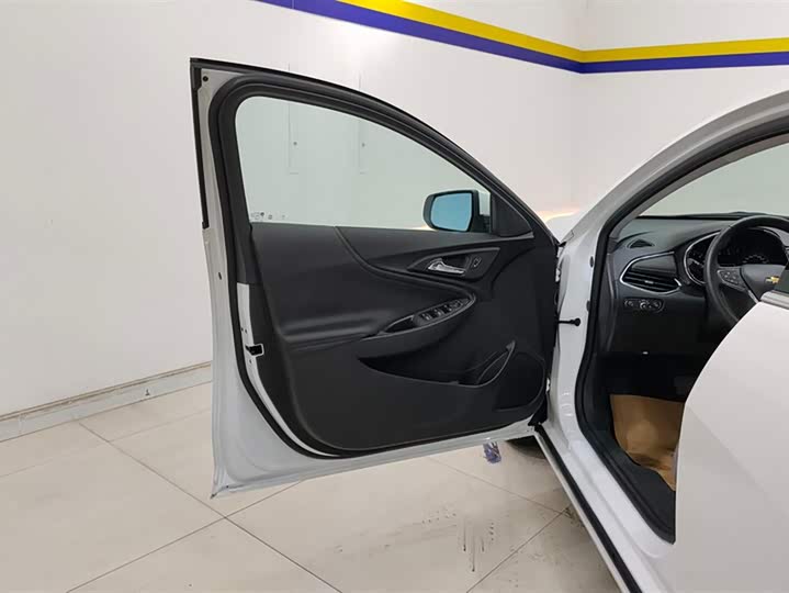 Фото 7 - Chevrolet Malibu XL